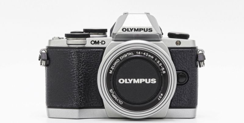 Olympus OM-D E-M10+14-42mm [รับประกัน 1 เดือน]