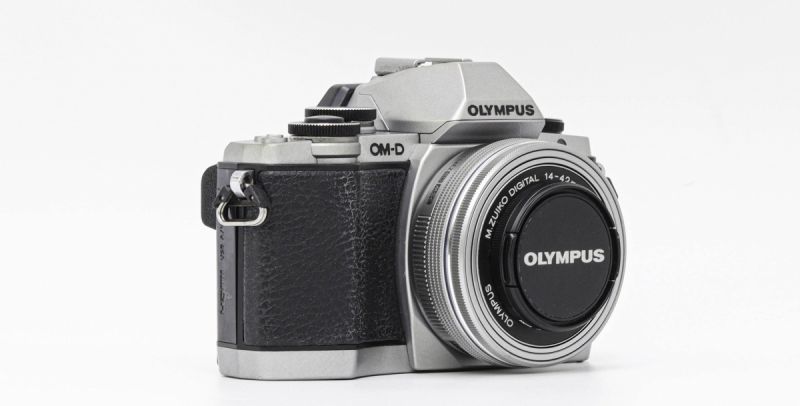 Olympus OM-D E-M10+14-42mm [รับประกัน 1 เดือน]
